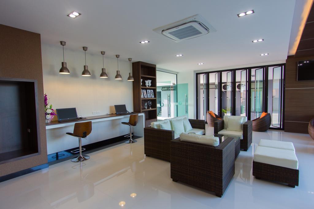 Siva Royal Hotel Phatthalung Exterior photo